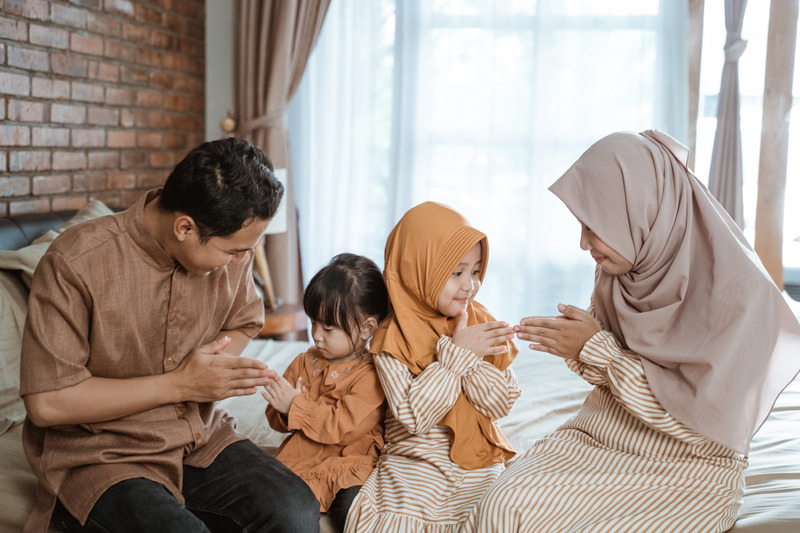 Promoting Positive Parent-Child Relationships